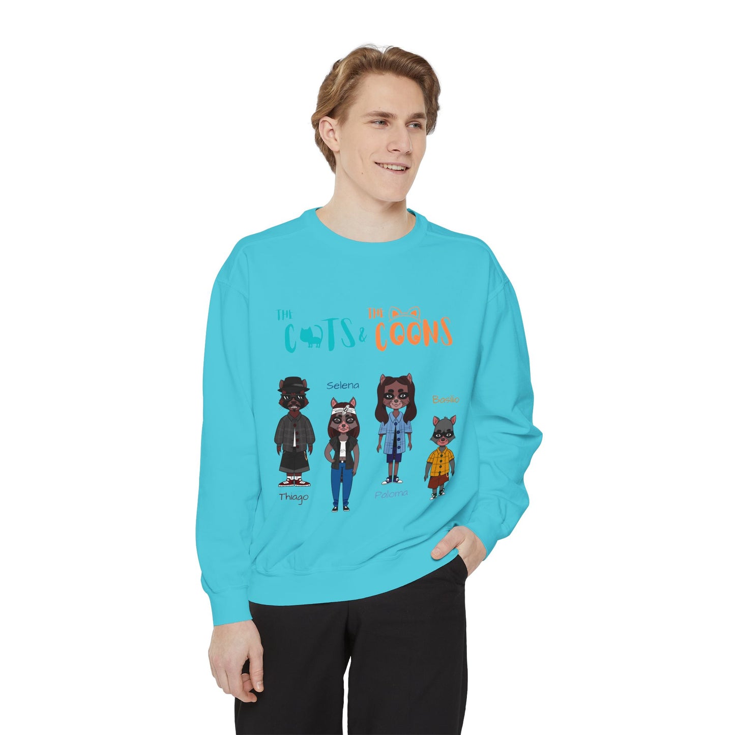 Whimsical Graphic Sweatshirt: Cozy Style for Cat and Raccoon Lovers - Perfect for Gift Giving, Casual Wear, Celebrations, Everyday Comfort